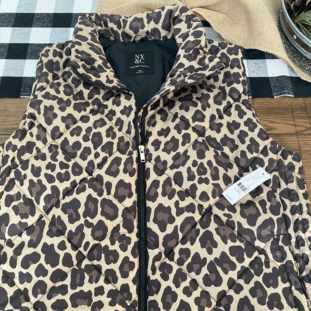 New York & Company leopard print vest - size xxl